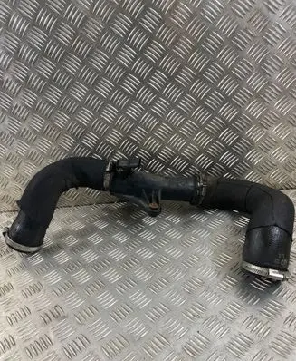 Audi A4 S4 B8 8K Intercooler hose/pipe 8K0145673