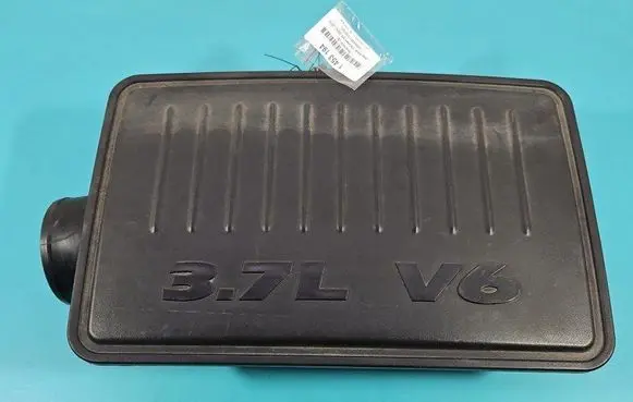 Jeep Grand Cherokee (WK) Intake resonator 5301891AA IMPRK1453194