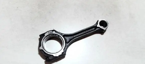 Renault Laguna I Connecting rod/conrod 
