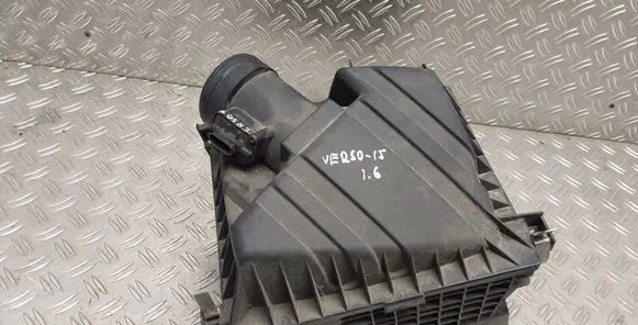 Toyota Verso Air filter box 13713465454 13713465455