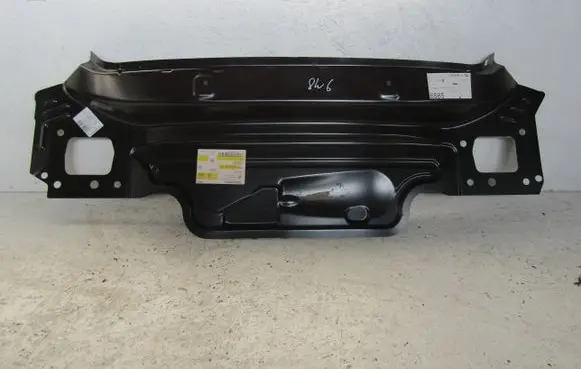 Audi A5 Rear bodywork 8W6813307A