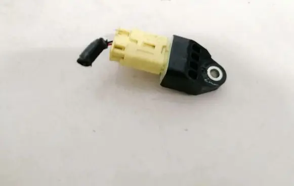 Toyota Urban Cruiser (XP110) Airbag deployment crash/impact sensor 8983133020 89831-33020