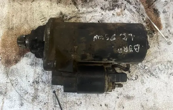 Volkswagen PASSAT B5.5 Starter motor