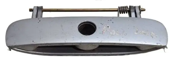 Volkswagen Polo IV 9N3 Tailgate trunk handle 6Q6827565E