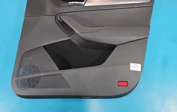 Skoda Kodiaq Front door card panel trim IMPRK1545561