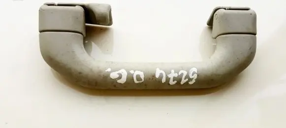 Volkswagen Golf III Rear interior roof grab handle 1H0857607