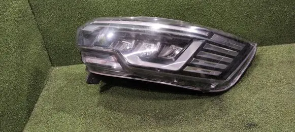 Renault Trafic III (X82) Headlight/headlamp 260601790R 1EX01472101 00026891