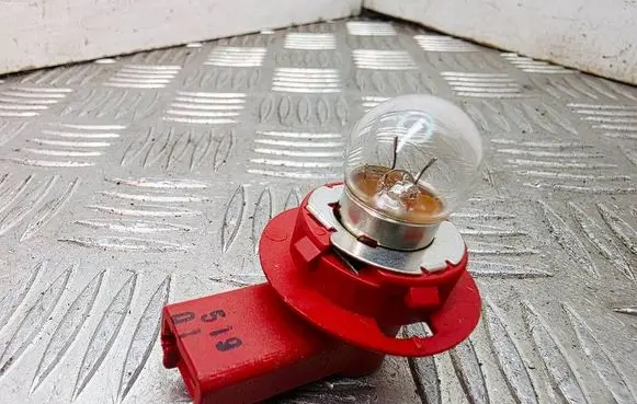 Peugeot 3008 I Rear tail light bulb 2603R5W 2603