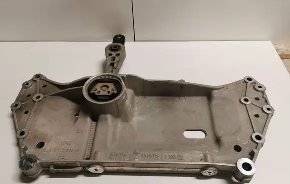 Volkswagen Eos Front subframe 1K0199369F