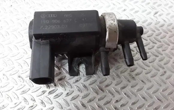 Volkswagen Golf IV Turbo solenoid valve 1J0906627C