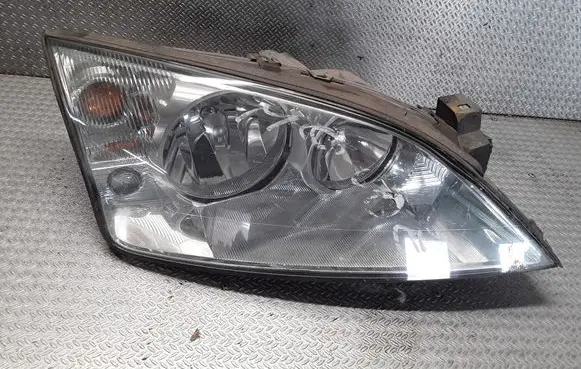 Ford Mondeo Mk III Headlight/headlamp 0301174602