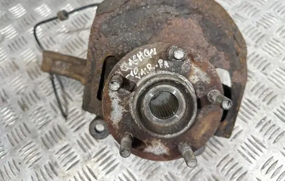 Nissan Qashqai Front wheel hub 40015