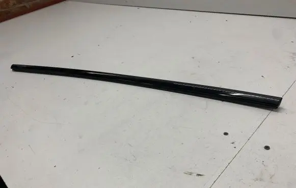 Porsche Taycan 9J1 Rear door glass trim molding 9J1839476E