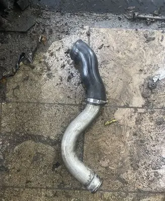 BMW 5 E39 Turbo air intake inlet pipe/hose