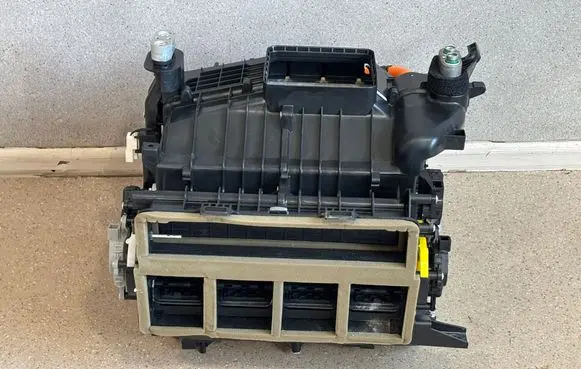 Hyundai Ioniq 5 Interior heater climate box assembly 97200GI000