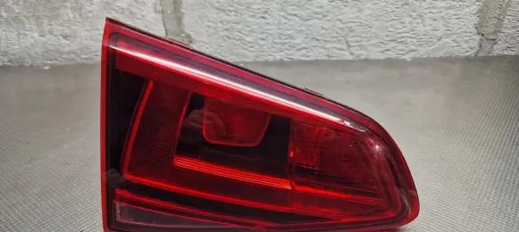 Volkswagen Golf VII Tailgate rear/tail lights 5G0945093AE