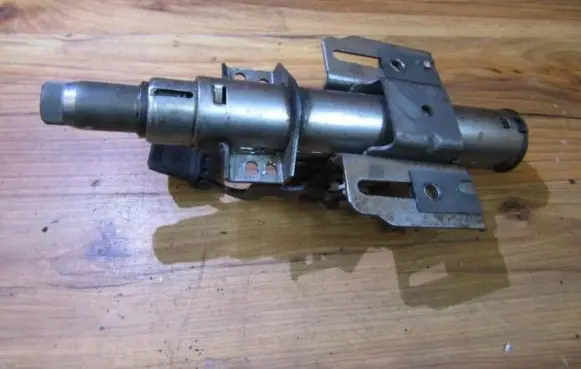Volkswagen Golf IV Steering wheel axle 1j2419501bq