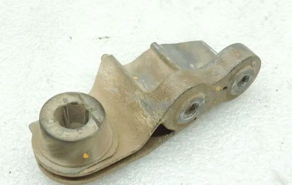 Ford Ranger Muffler mount bracket/holder 2554288 EB3G5261AC