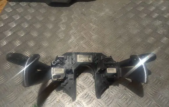 Citroen C4 I Indicator stalk 96627927