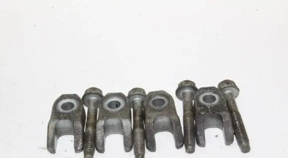 Opel Antara Fuel Injector clamp holder