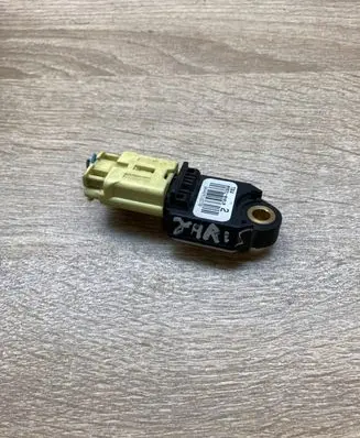 Toyota Yaris Airbag deployment crash/impact sensor 898310H010