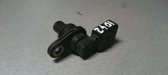 Camshaft position sensor