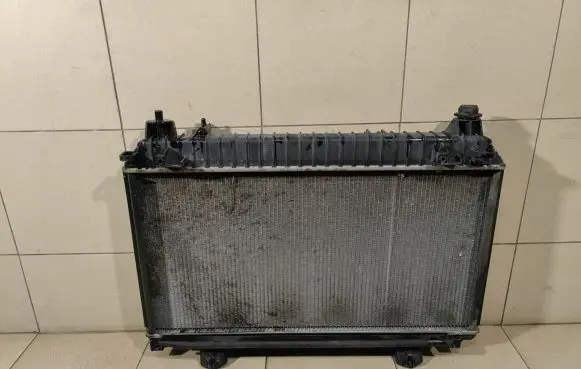 Chevrolet Camaro Coolant radiator 3E012217