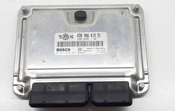 Volkswagen PASSAT B5.5 Engine control unit/module 038906019EK 0281010667 EDC15P