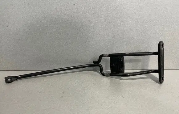 Radiator support slam panel bracket
