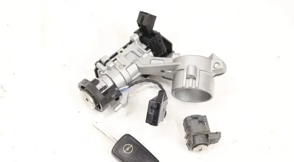 Opel Insignia A Ignition lock 23276089