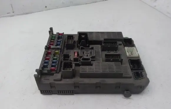 Citroen C5 Fuse module 9647448280 BSIT0400
