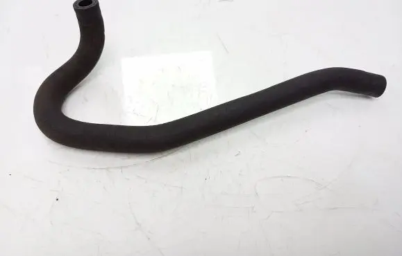 Mercedes-Benz Vito Viano W639 Engine coolant pipe/hose