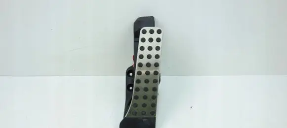 Mercedes-Benz EQC Accelerator throttle pedal A2533002000