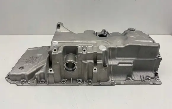 BMW 5 E60 E61 Oil sump 2795433