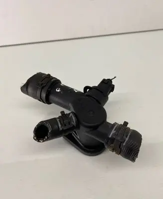 Volkswagen Golf V Engine coolant pipe/hose 06A121133AC
