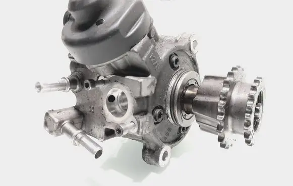 BMW 5 G30 G31 Fuel injection high pressure pump 8514138 160722 0445010733