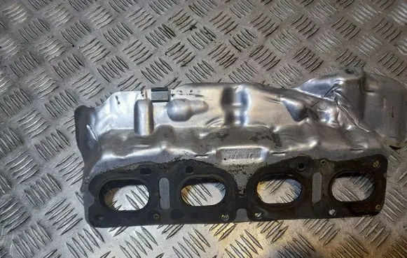 Mercedes-Benz CLA C117 X117 W117 Exhaust heat shield A2701420480