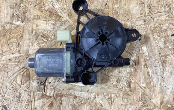 Porsche Macan (95B) Folding roof motor 5q0959802a