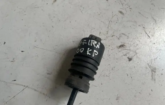 Opel Zafira A Windscreen/windshield washer pump