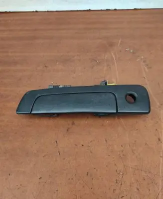 Mitsubishi Lancer Front door exterior handle