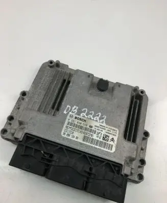 Peugeot 2008 I Engine control unit/module ECU 9808016480 0281030548