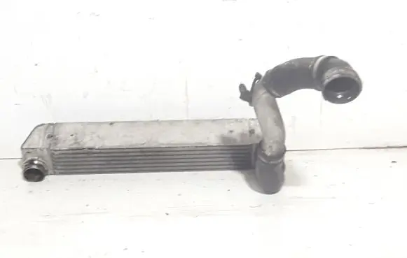 BMW 5 E60 E61 Intercooler radiator