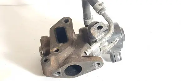 Nissan X-Trail T30 EGR valve 796758