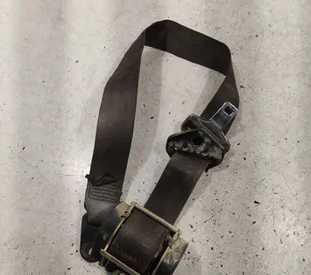 Peugeot 406 Front seatbelt 506224
