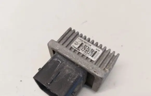 Renault Kadjar Glow plug pre-heat relay 110678071R