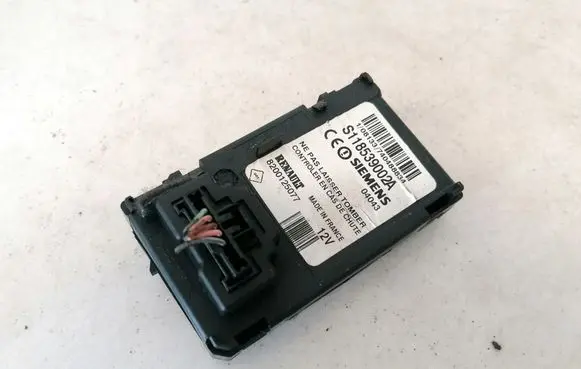 Renault Scenic II - Grand scenic II Ignition key card reader 8200125077 s118539002a