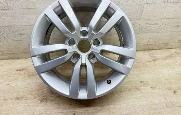 Volkswagen Tiguan R16 alloy rim 5N0601025R