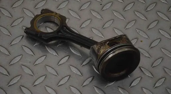 Piston