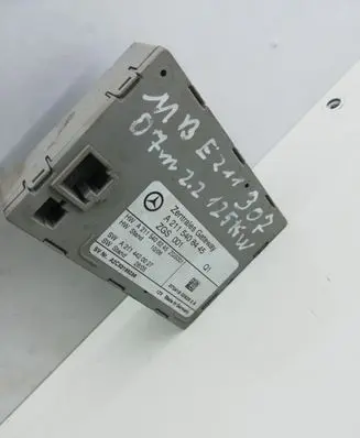 Mercedes-Benz E W211 Door central lock control unit/module A2115408445