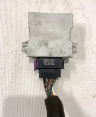 Toyota Corolla E120 E130 Window wiper relay 150696 22030617